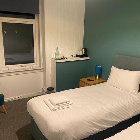 Queensberry Arms Hotel Kirkconnel Esterno foto